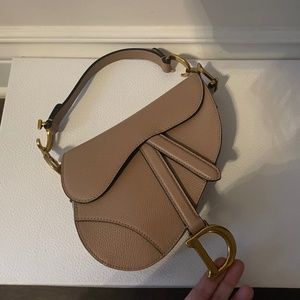 EMT 2200 Christian Dior Small Saddle Bag Nude Pink